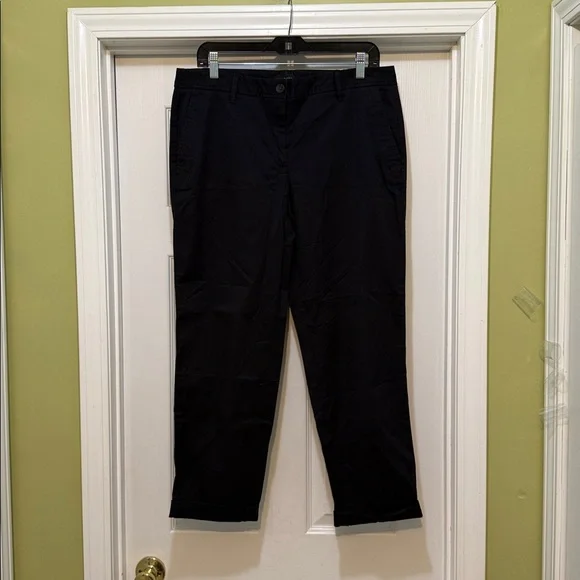 NWT Talbots - Women’s Black Relaxed Chino - 10 - Picture 1 of 6